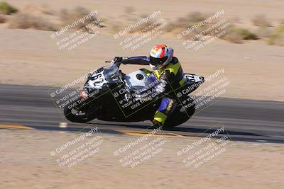 media/Dec-10-2023-SoCal Trackdays (Sun) [[0ce70f5433]]/Turn 9 Inside Set 2 (1115am)/